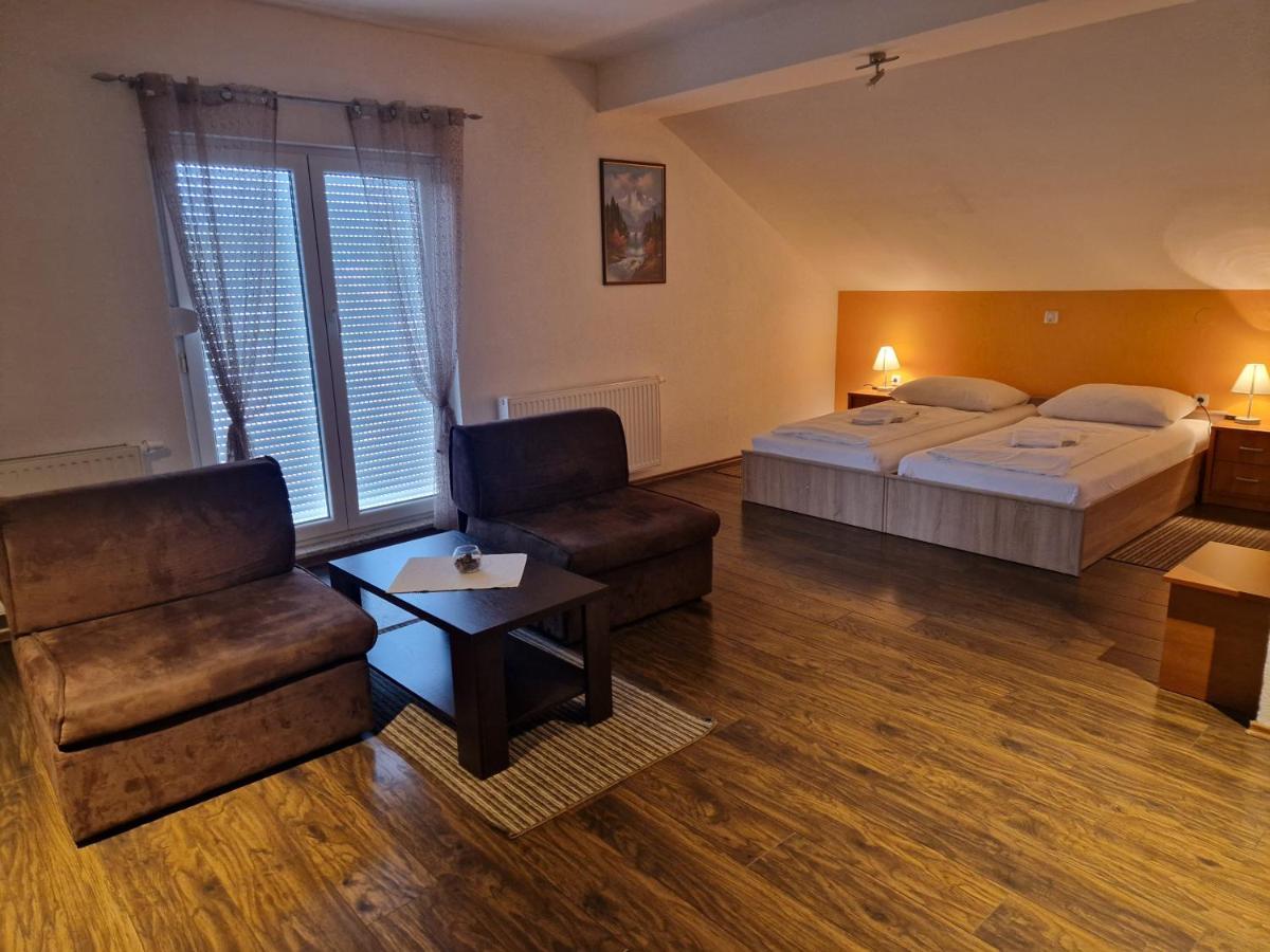 Plitvice Palace Grabovac  Exterior foto
